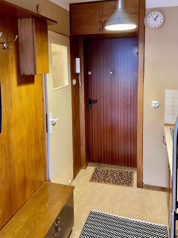 Super Apartament Palace 2X Metro Fast Wifi 500 Mbs Netflix Appletv Smarttv Panorama Miasta وارسو المظهر الخارجي الصورة